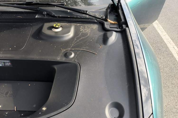 Used XPeng P7 2025 Model—702 Long Range Ultra Engine Bay Left
