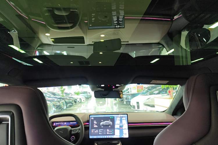 Used XPeng P7 2025 Model—702 Long Range Ultra Headliner