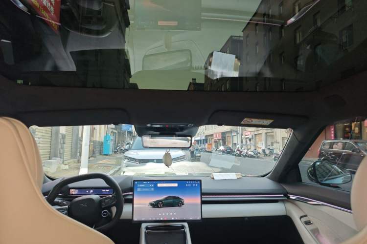 Used XPeng P7 2025 Model—702 Long Range Ultra Headliner