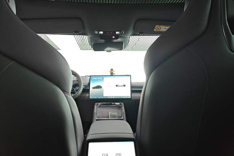 Used XPeng P7 2025 Model—702 Long Range Ultra Headliner