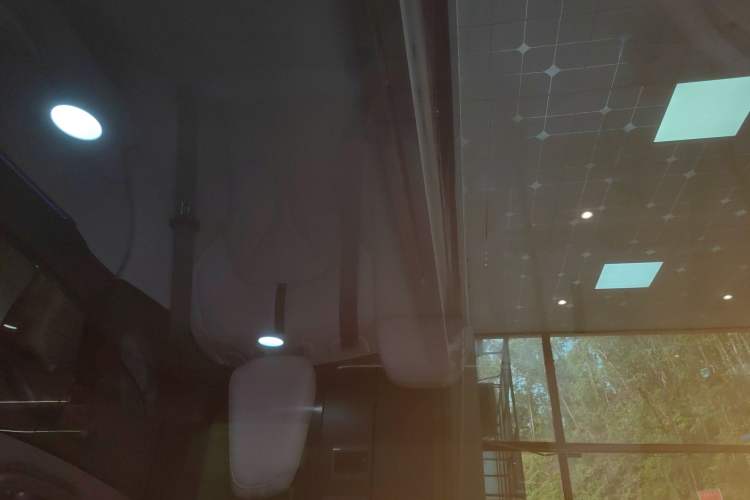 Used XPeng P7 2025 Model—750 All-Wheel-Drive High-Performance Ultra Headliner
