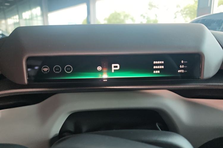Used XPeng P7 2025 Model—750 All-Wheel-Drive High-Performance Ultra Instrument Cluster