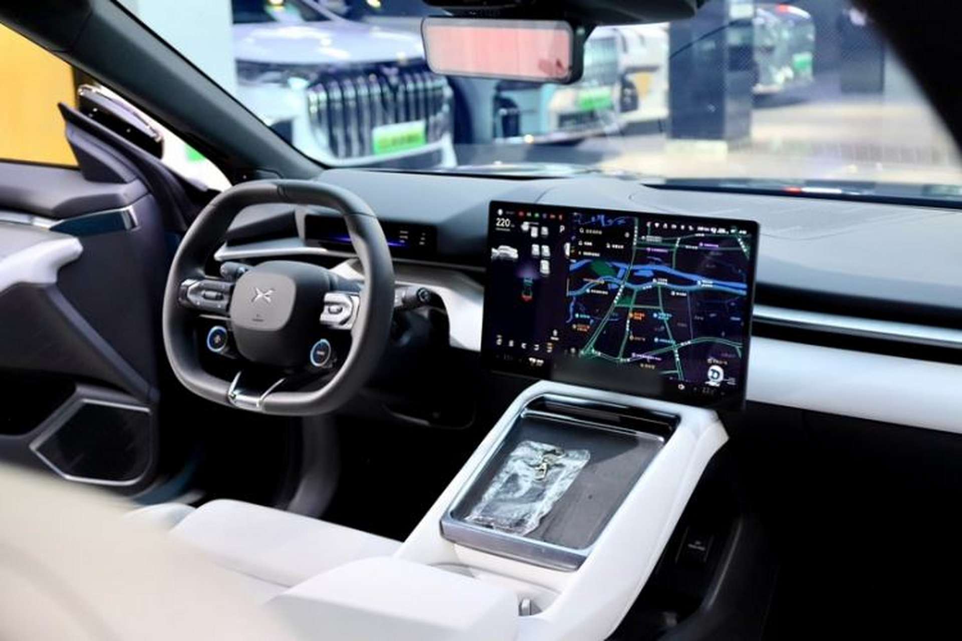 Used XPeng P7 2025 Model—750 All-Wheel-Drive High-Performance Ultra Interior 4