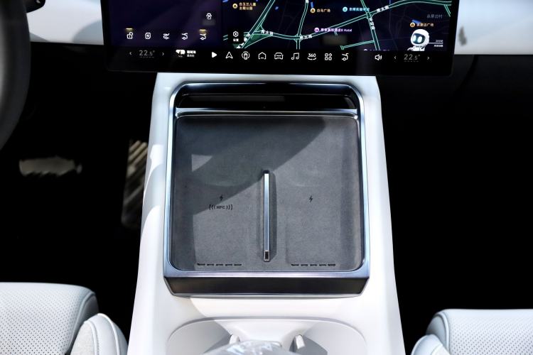 Used XPeng P7 2025 Model—750 All-Wheel-Drive High-Performance Ultra Interior 4