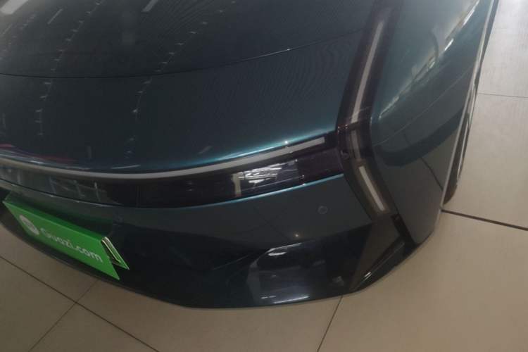 Used XPeng P7 2025 Model—820 Ultra Long Range Ultra Left Front Headlight