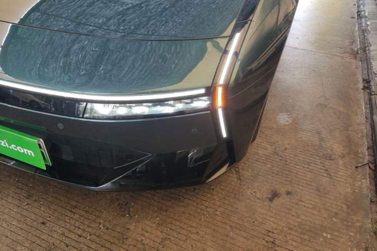 Used XPeng P7 2025 Model—702 Long Range Ultra Left Front Headlight