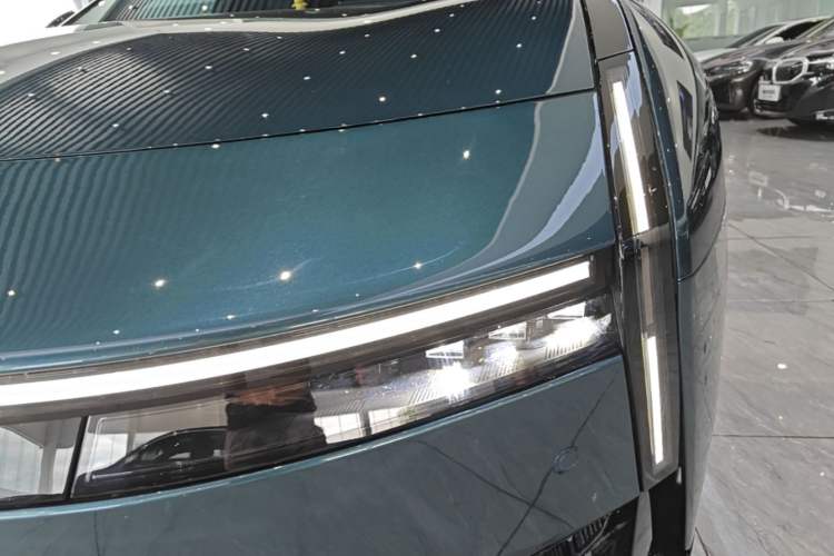 Used XPeng P7 2025 Model—702 Long Range Ultra Left Front Headlight