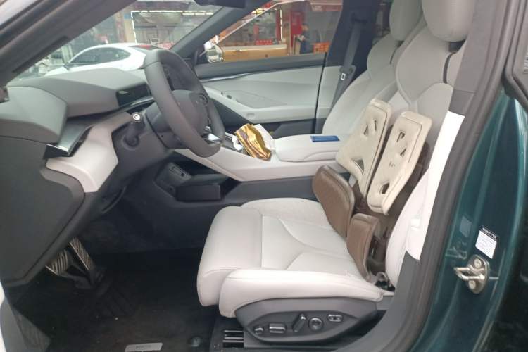 Used XPeng P7 2025 Model—820 Ultra Long Range Ultra Left Front Seat
