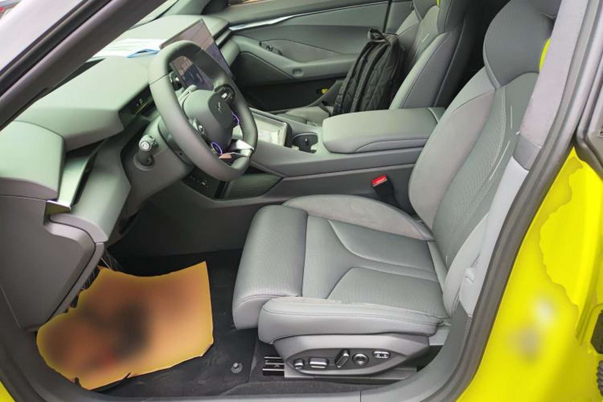 Used XPeng P7 2025 Model—702 Long Range Ultra Left Front Seat