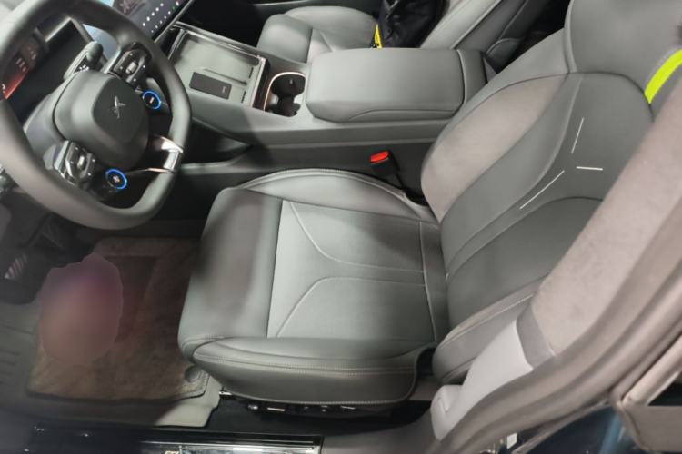 Used XPeng P7 2025 Model—820 Ultra Long Range Ultra Left Front Seat