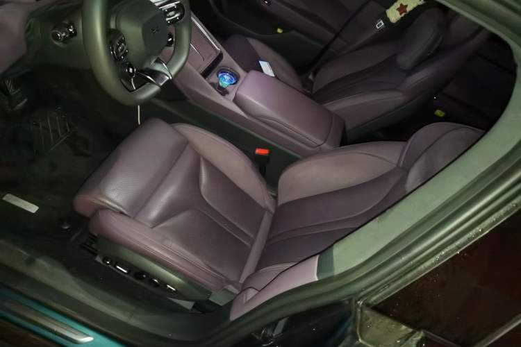 Used XPeng P7 2025 Model—702 Long Range Ultra Left Front Seat