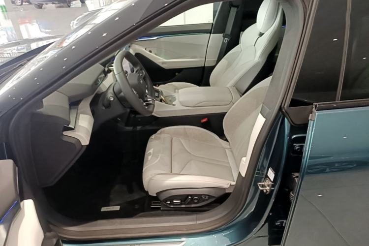Used XPeng P7 2025 Model—702 Long Range Ultra Left Front Seat