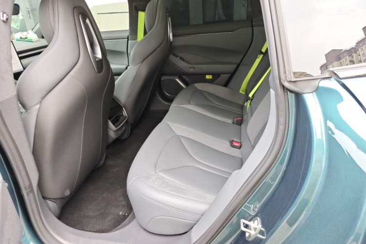 Used XPeng P7 2025 Model—702 Long Range Ultra Left Rear Seat