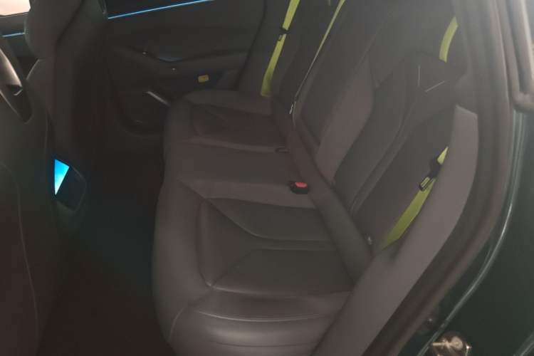 Used XPeng P7 2025 Model—820 Ultra Long Range Ultra Left Rear Seat