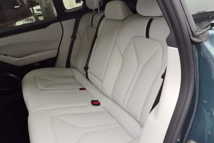 Used XPeng P7 2025 Model—702 Long Range Ultra Left Rear Seat