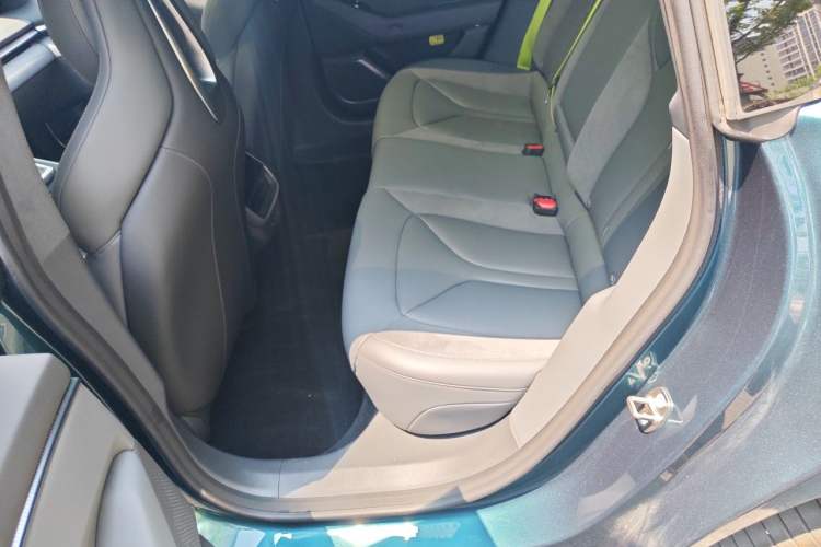 Used XPeng P7 2025 Model—702 Long Range Ultra Left Rear Seat