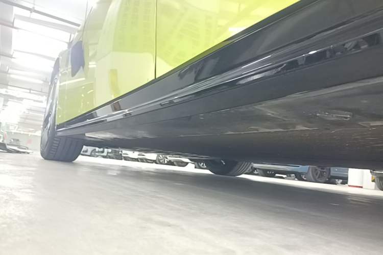 Used XPeng P7 2025 Model—702 Long Range Ultra Left Side Sill