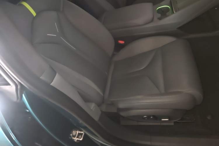 Used XPeng P7 2025 Model—820 Ultra Long Range Ultra Right Front Seat