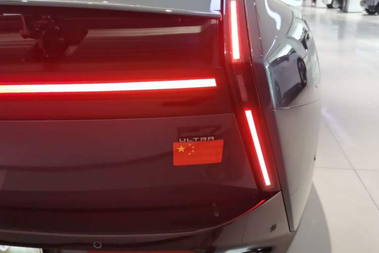 Used XPeng P7 2025 Model—820 Ultra Long Range Ultra Right Rear Taillight