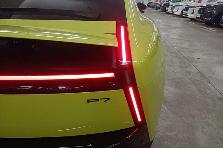 Used XPeng P7 2025 Model—702 Long Range Ultra Right Rear Taillight