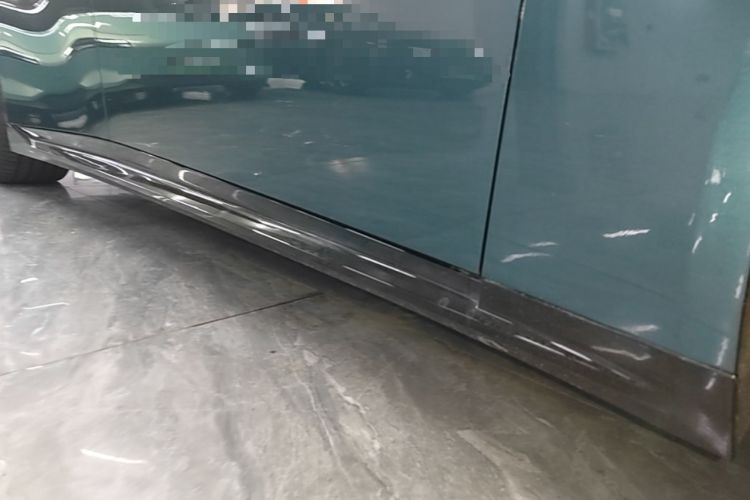 Used XPeng P7 2025 Model—702 Long Range Ultra Right Side Sill