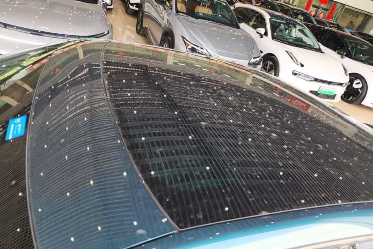 Used XPeng P7 2025 Model—702 Long Range Ultra Roof
