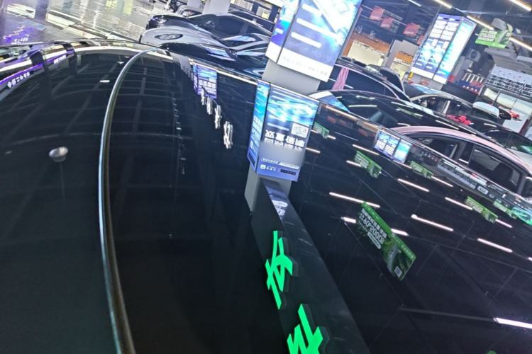 Used XPeng P7 2025 Model—702 Long Range Ultra Roof