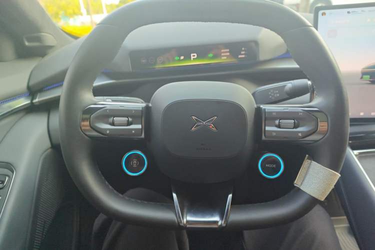 Used XPeng P7 2025 Model—820 Ultra Long Range Ultra Steering Wheel