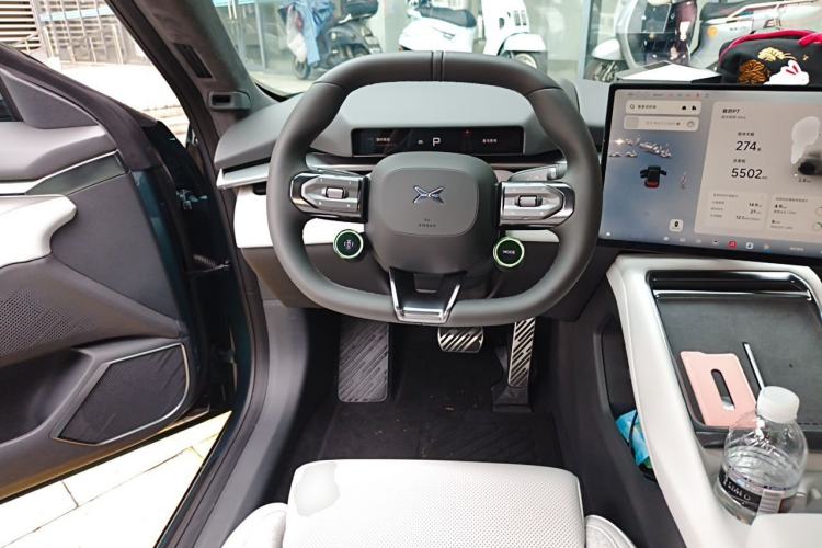 Used XPeng P7 2025 Model—820 Ultra Long Range Ultra Steering Wheel