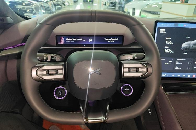 Used XPeng P7 2025 Model—702 Long Range Ultra Steering Wheel