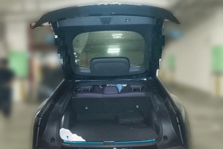 Used XPeng P7 2025 Model—702 Long Range Ultra Trunk