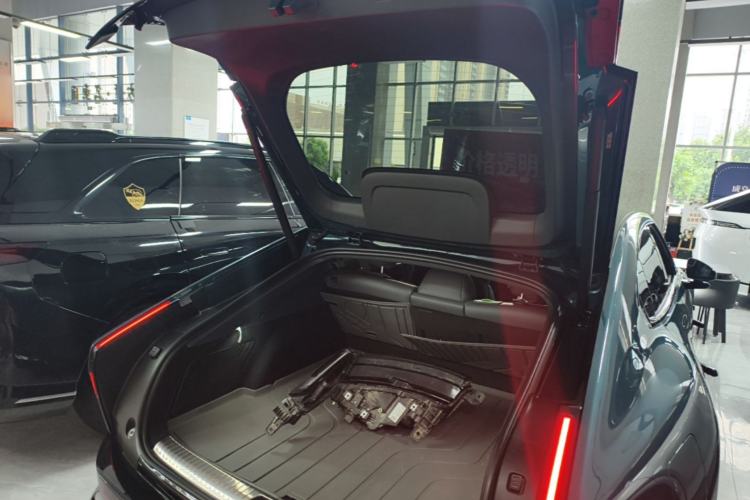 Used XPeng P7 2025 Model—820 Ultra Long Range Ultra Trunk