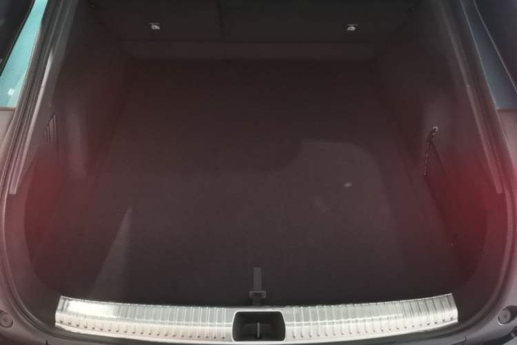 Used XPeng P7 2025 Model—820 Ultra Long Range Ultra Trunk