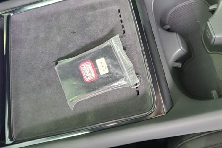 Used XPeng P7 2025 Model—820 Ultra Long Range Ultra Vehicle Key