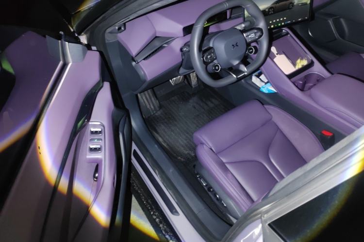 Used XPeng P7 2025 Model—820 Ultra Long Range Ultra Driver Seat