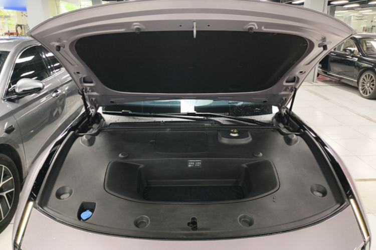 Used XPeng P7 2025 Model—702 Long Range Ultra Engine Bay