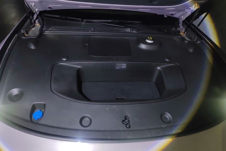 Used XPeng P7 2025 Model—820 Ultra Long Range Ultra Engine Bay