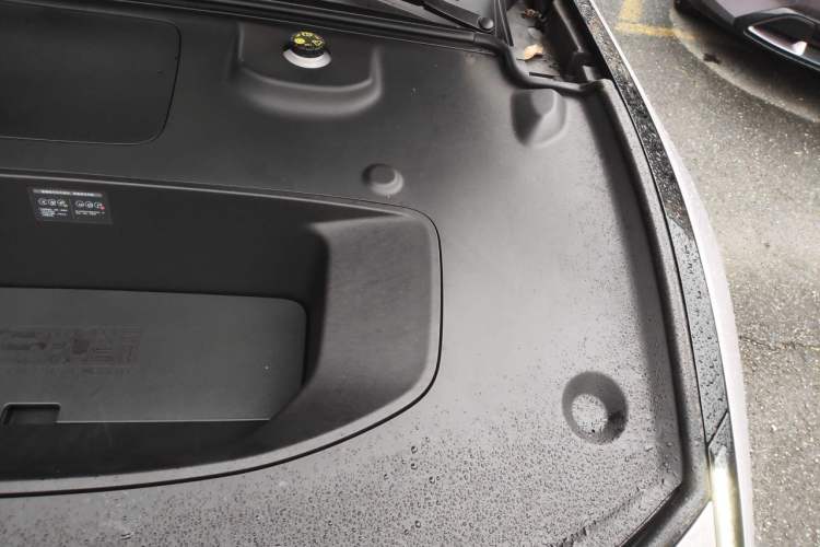 Used XPeng P7 2025 Model—702 Long Range Ultra Engine Bay Left