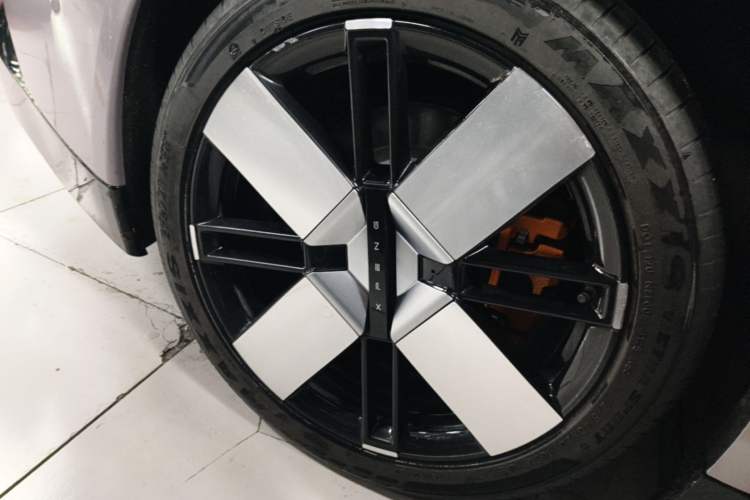 Used XPeng P7 2025 Model—702 Long Range Ultra Exterior 1