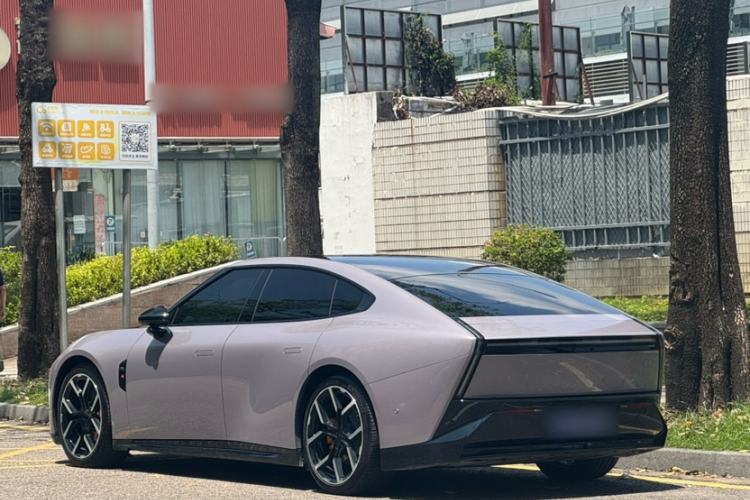 Used XPeng P7 2025 Model—750 All-Wheel-Drive High-Performance Ultra Exterior 3