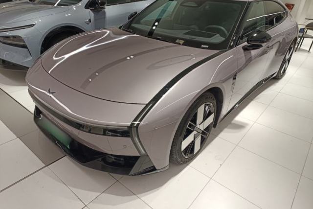 Used XPeng P7 2025 Model—750 All-Wheel-Drive High-Performance Ultra