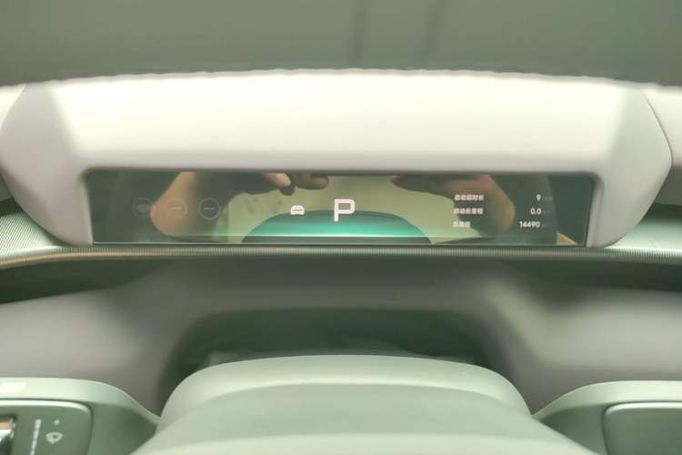 Used XPeng P7 2025 Model—820 Ultra Long Range Ultra Instrument Cluster