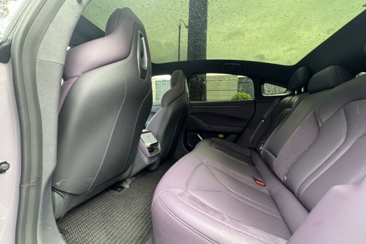 Used XPeng P7 2025 Model—702 Long Range Ultra Interior 6