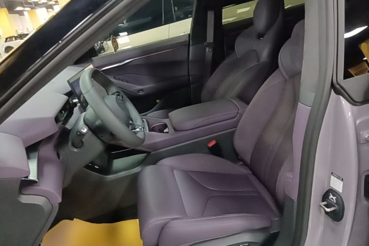 Used XPeng P7 2025 Model—820 Ultra Long Range Ultra Left Front Seat