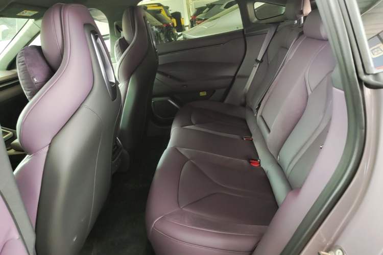 Used XPeng P7 2025 Model—820 Ultra Long Range Ultra Left Rear Seat