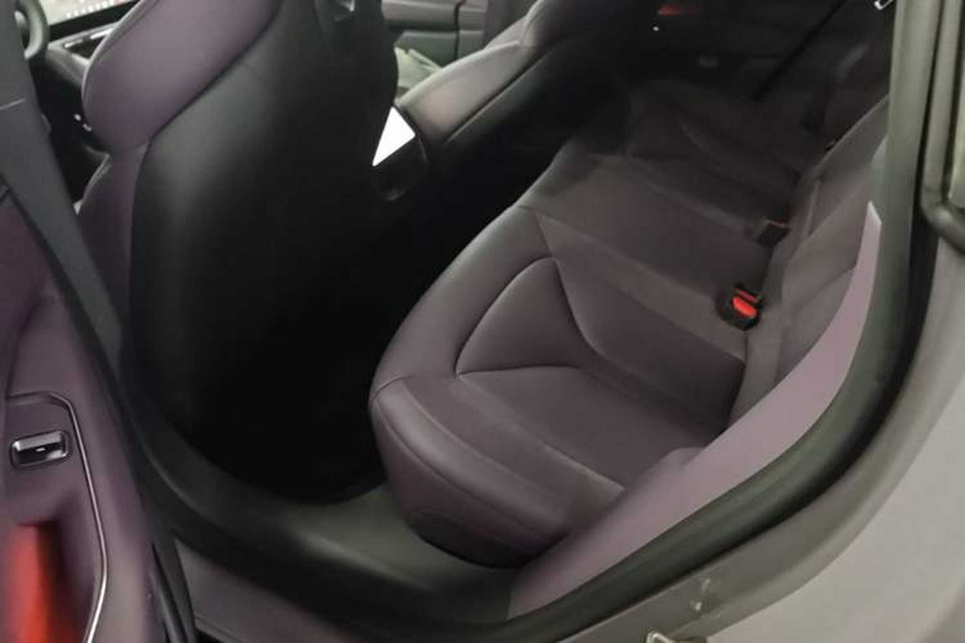 Used XPeng P7 2025 Model—702 Long Range Ultra Left Rear Seat