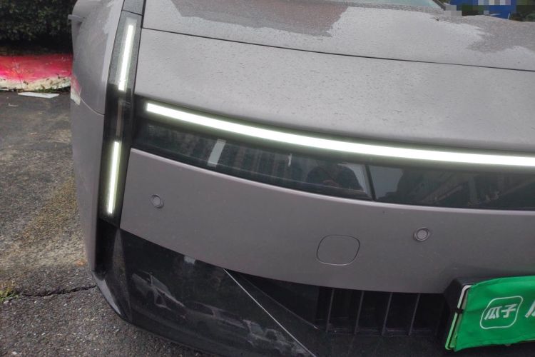 Used XPeng P7 2025 Model—702 Long Range Ultra Right Front Headlight