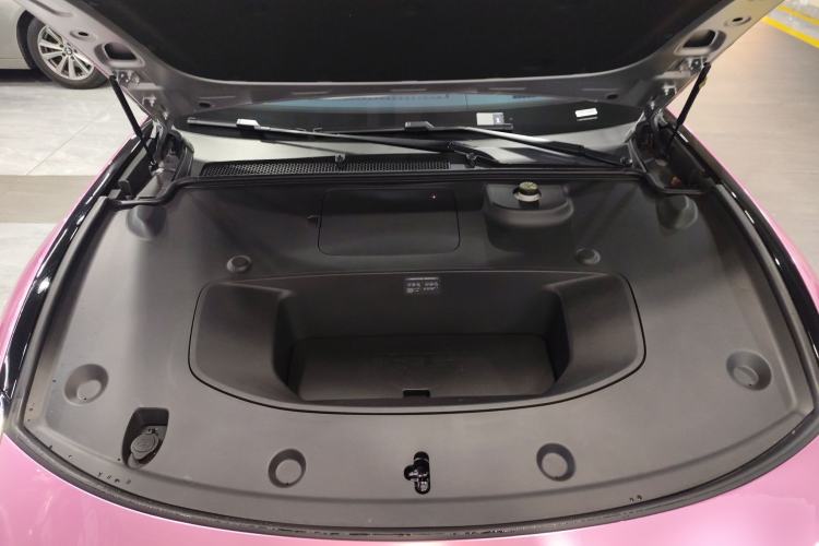 Used XPeng P7 2025 Model—750 All-Wheel-Drive High-Performance Ultra Engine Bay