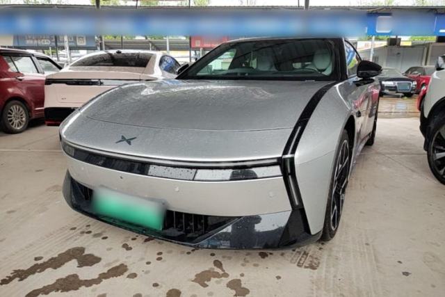Used XPeng P7 2025 Model—750 All-Wheel-Drive High-Performance Ultra