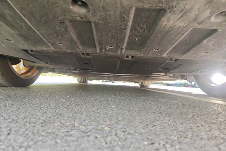 Used XPeng P7 2025 Model—750 All-Wheel-Drive Pengyi Ultra Chassis Rear